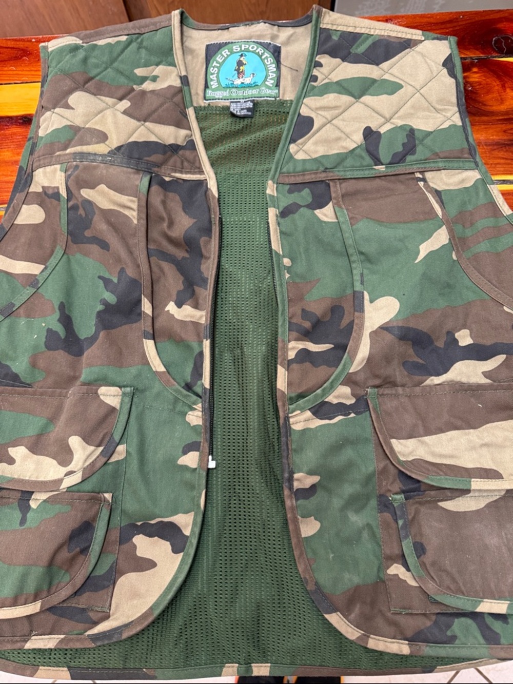 Master Sportsman Camo Hunting Vest - Green/Brown Small Tear on Back